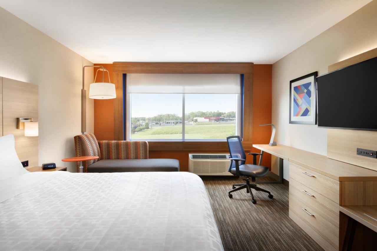 Holiday Inn Express & Suites Farmville By Ihg Екстериор снимка